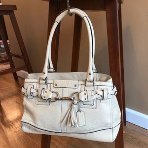 Coach Hamptons Pebbled Leather Shoulder bag